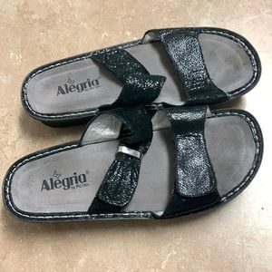 Alegria karmen size 41, traditional slide-on sandal on a mild rocker outsole